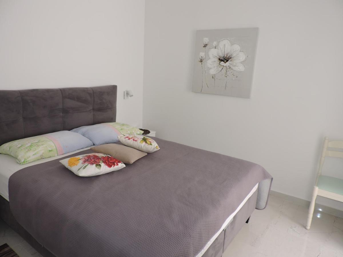 Berat Apartment Vodnjan Exterior photo
